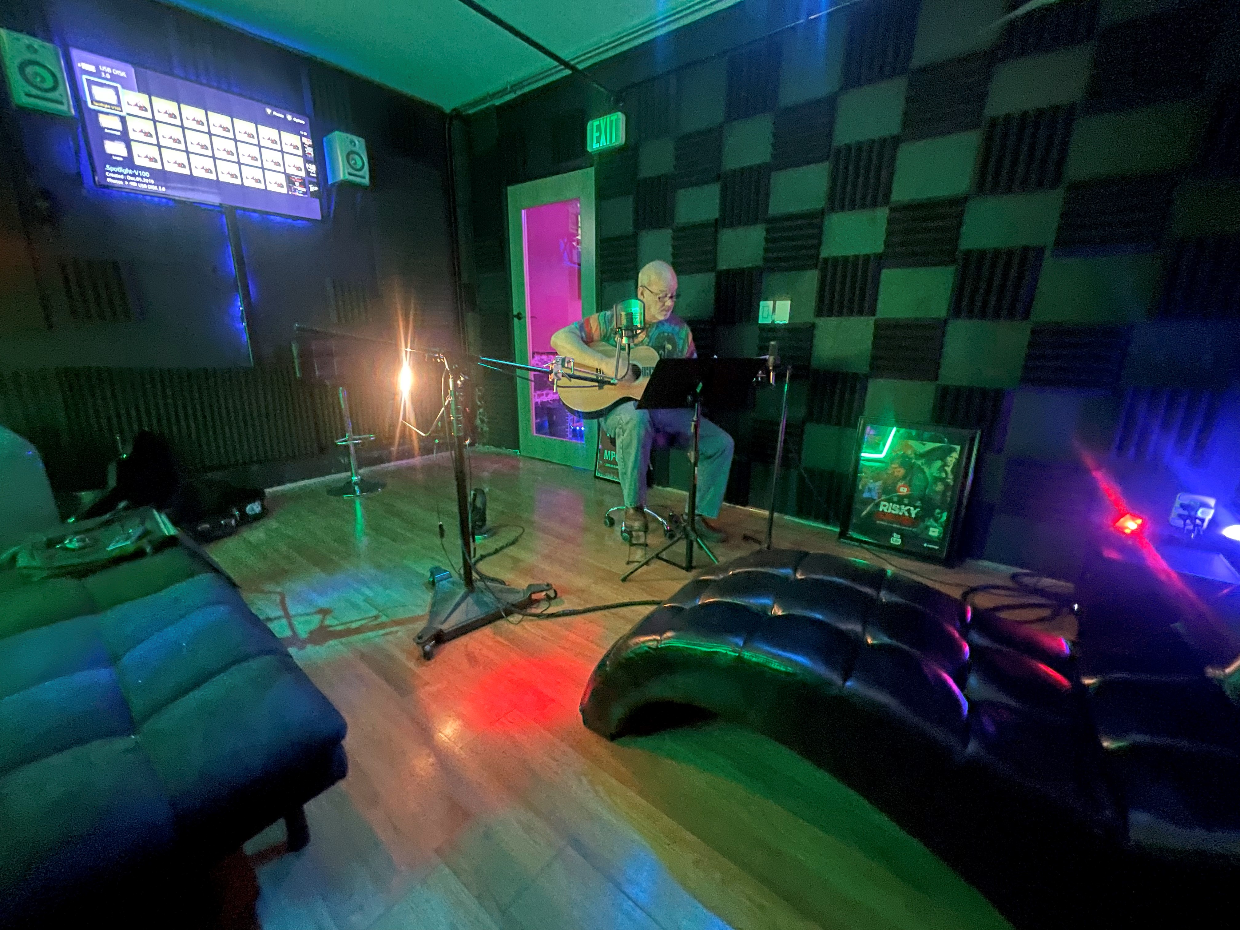Dave in NON studio